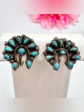 Vintage Turquoise Petit Point Sterling Silver Screw Back Earrings Stamped Tested